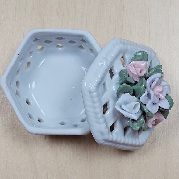 Trinket Box Hexagon Floral topped  Reticulated Porcelain White Pastel Flowers - Picture 6 of 7